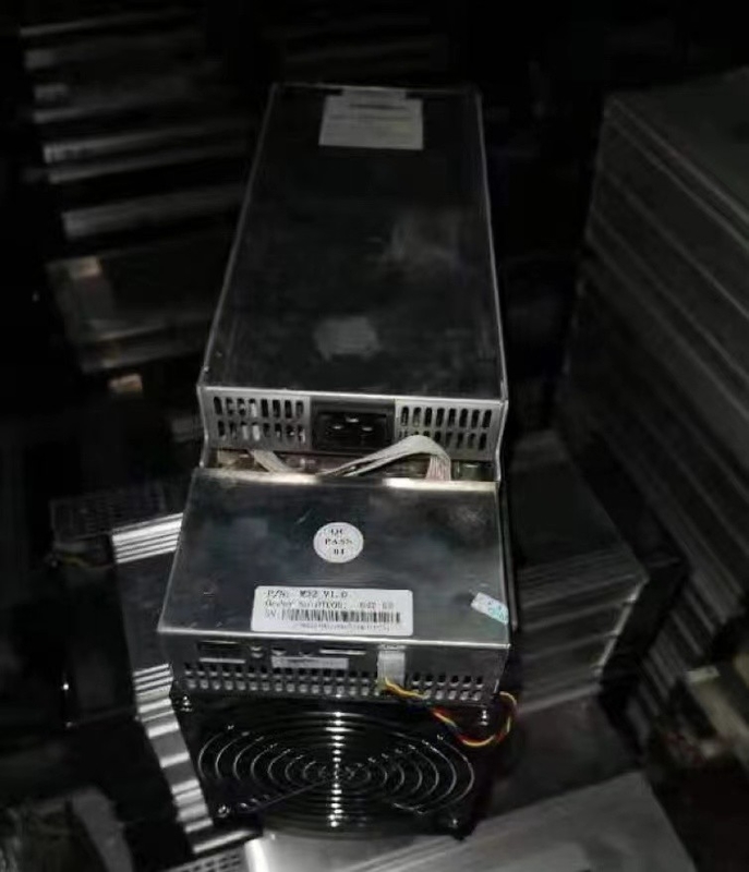 52 J/MH Asic 위하트셰미네르 M32 66T 3312W 390mm*155mm*240mm 저 전력 소모